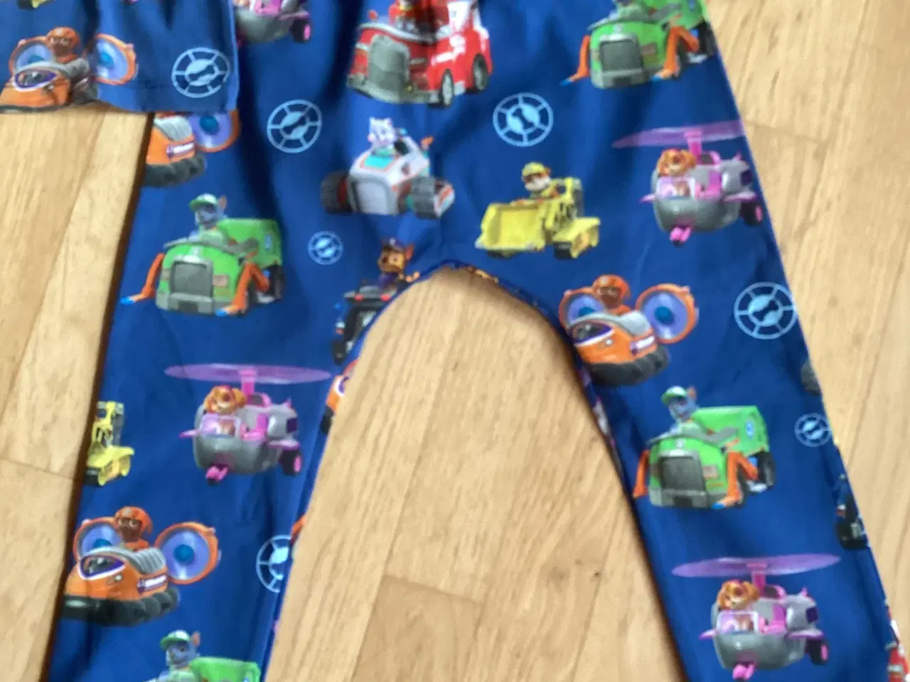 Billede 3 - Paw Patrol sæt str. 104