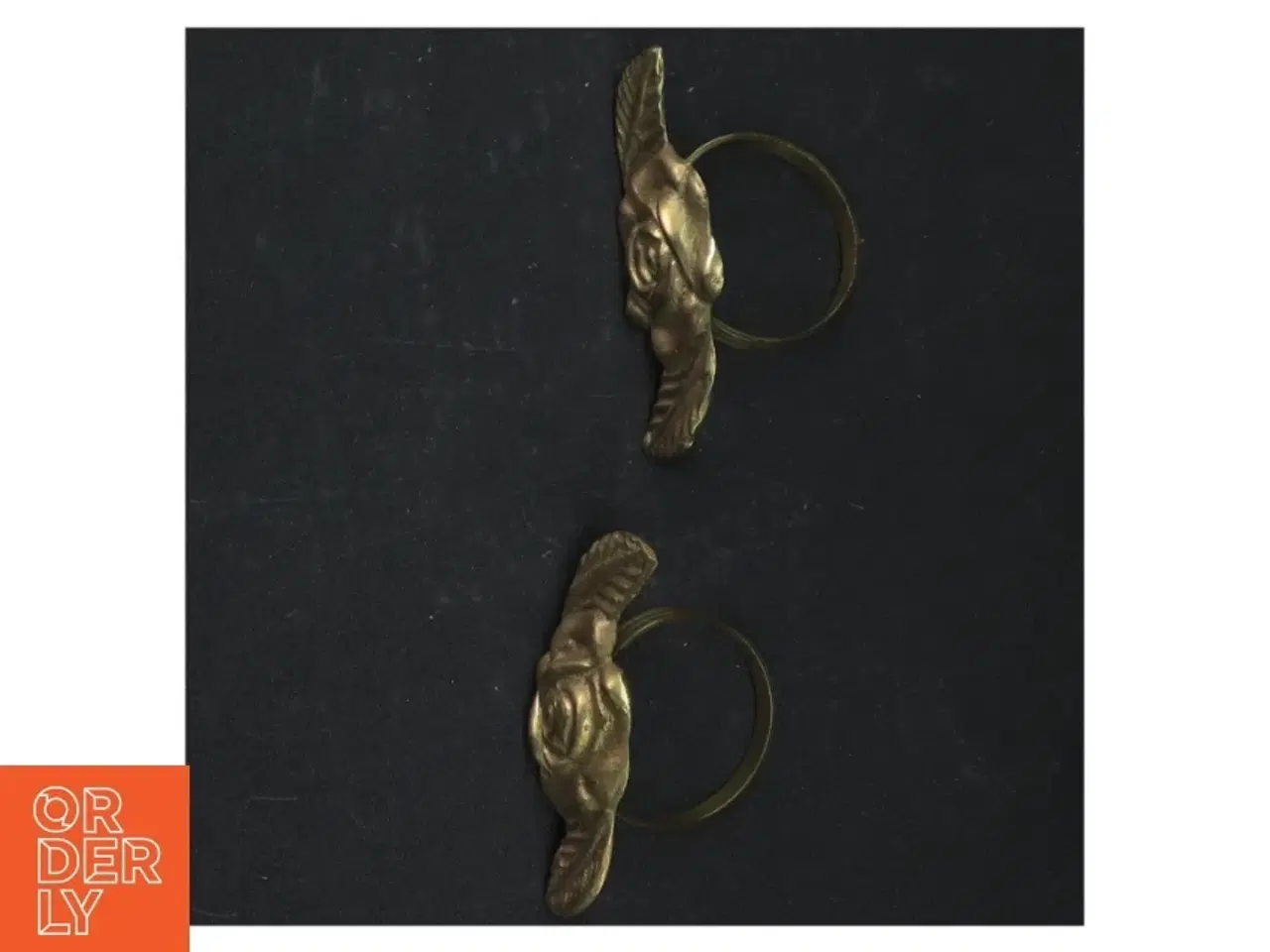 Billede 4 - Serviet messing ringe med rose motiv