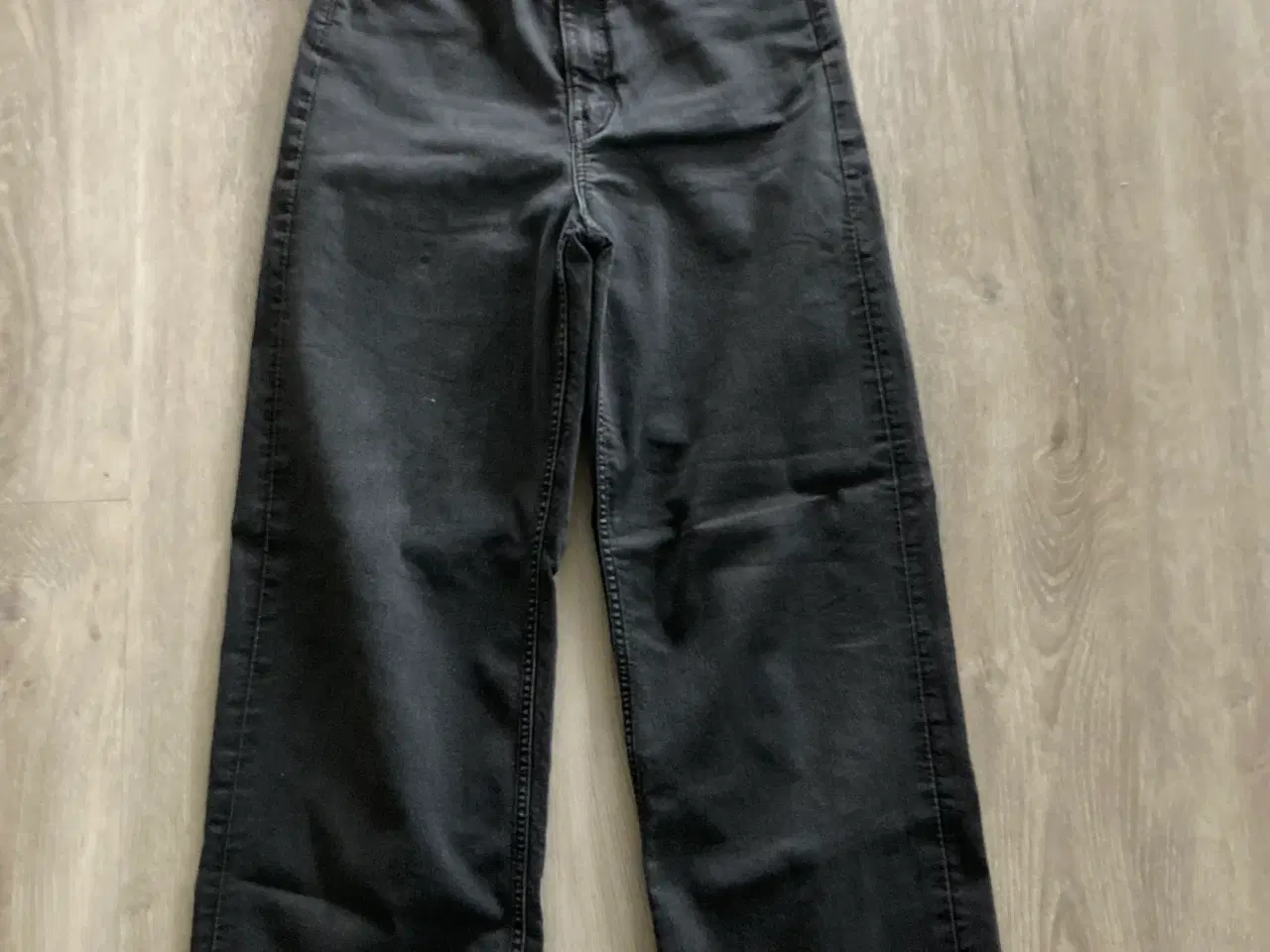 Billede 1 - Cowboybukser str. 152