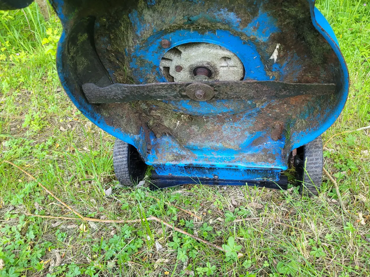 Billede 4 - Biltema LM 50HP plæneklipper 