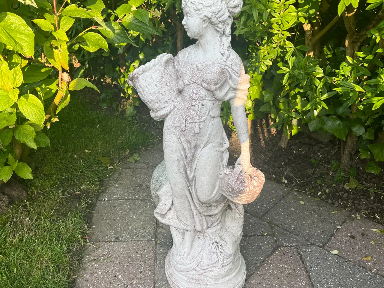 Billede 1 - Marmor figur 