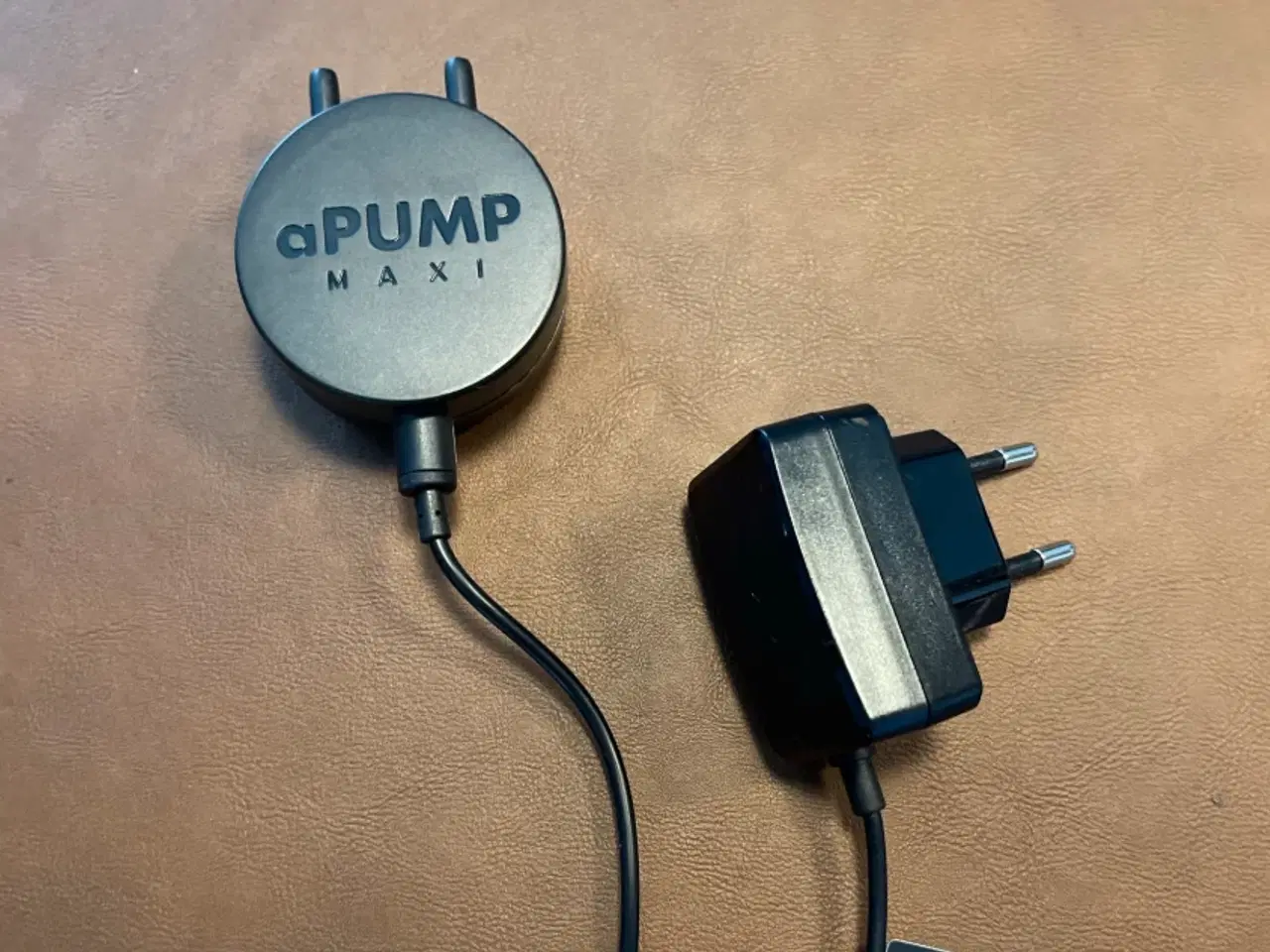 Billede 1 - aPUMP Akvariepumpe, Dobbelt udtag