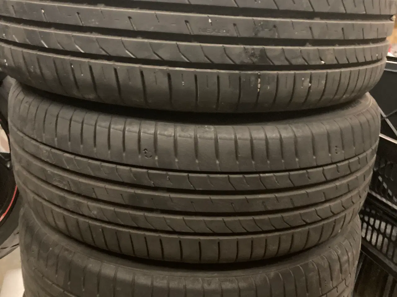 Billede 5 - Alufælge med sommerdæk til VW,Skoda,Seat.