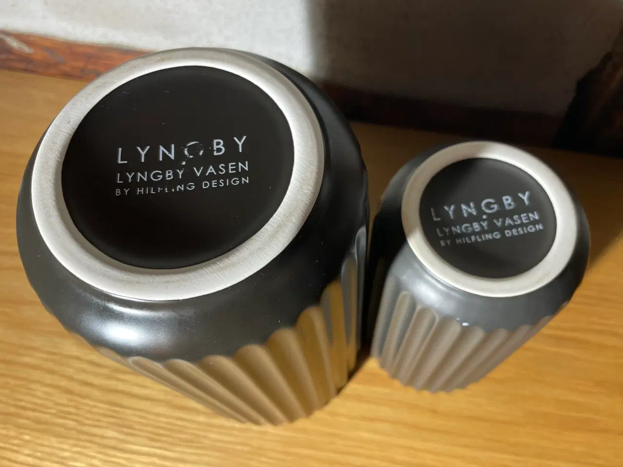 Billede 6 - Lyngby vaser sort 2stk.