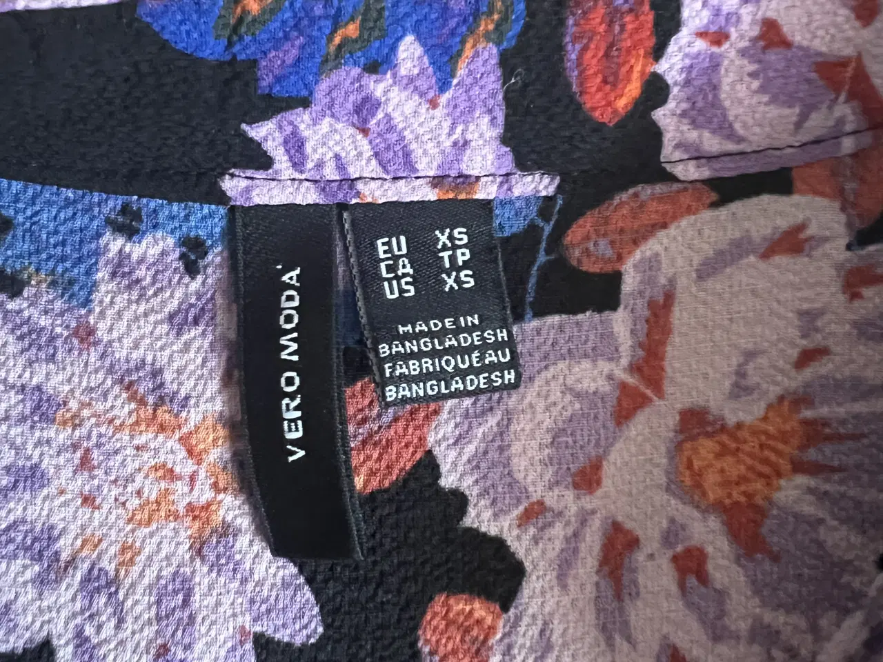 Billede 3 - Kjole med blomster 