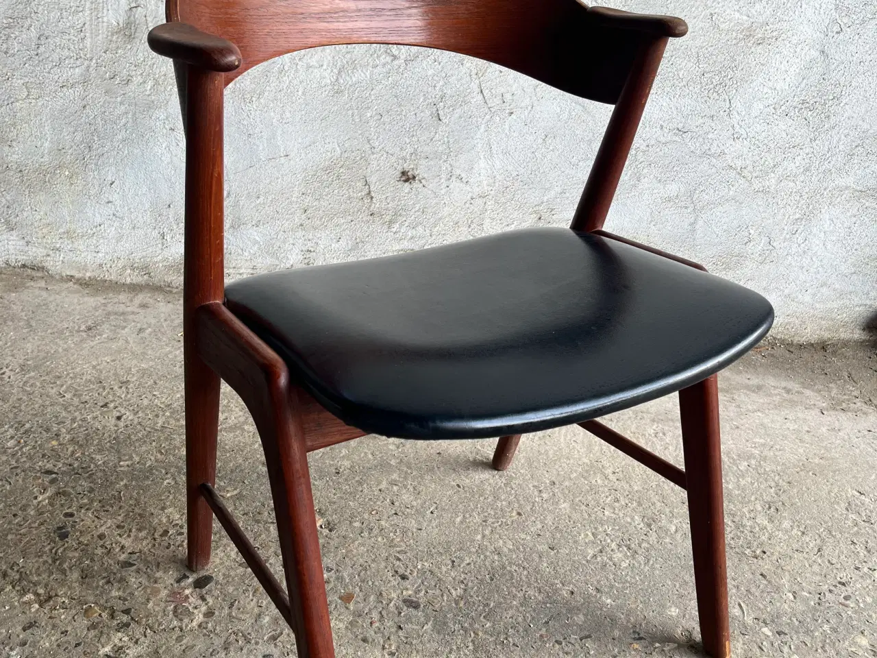 Billede 3 - Spisebordsstole sælges 