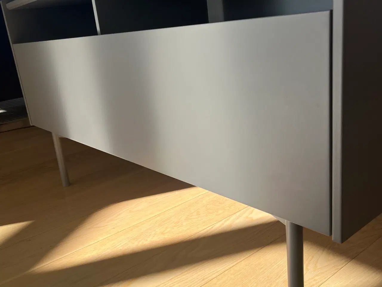 Billede 1 - TV bord skænk mørkegrå “Montana” look