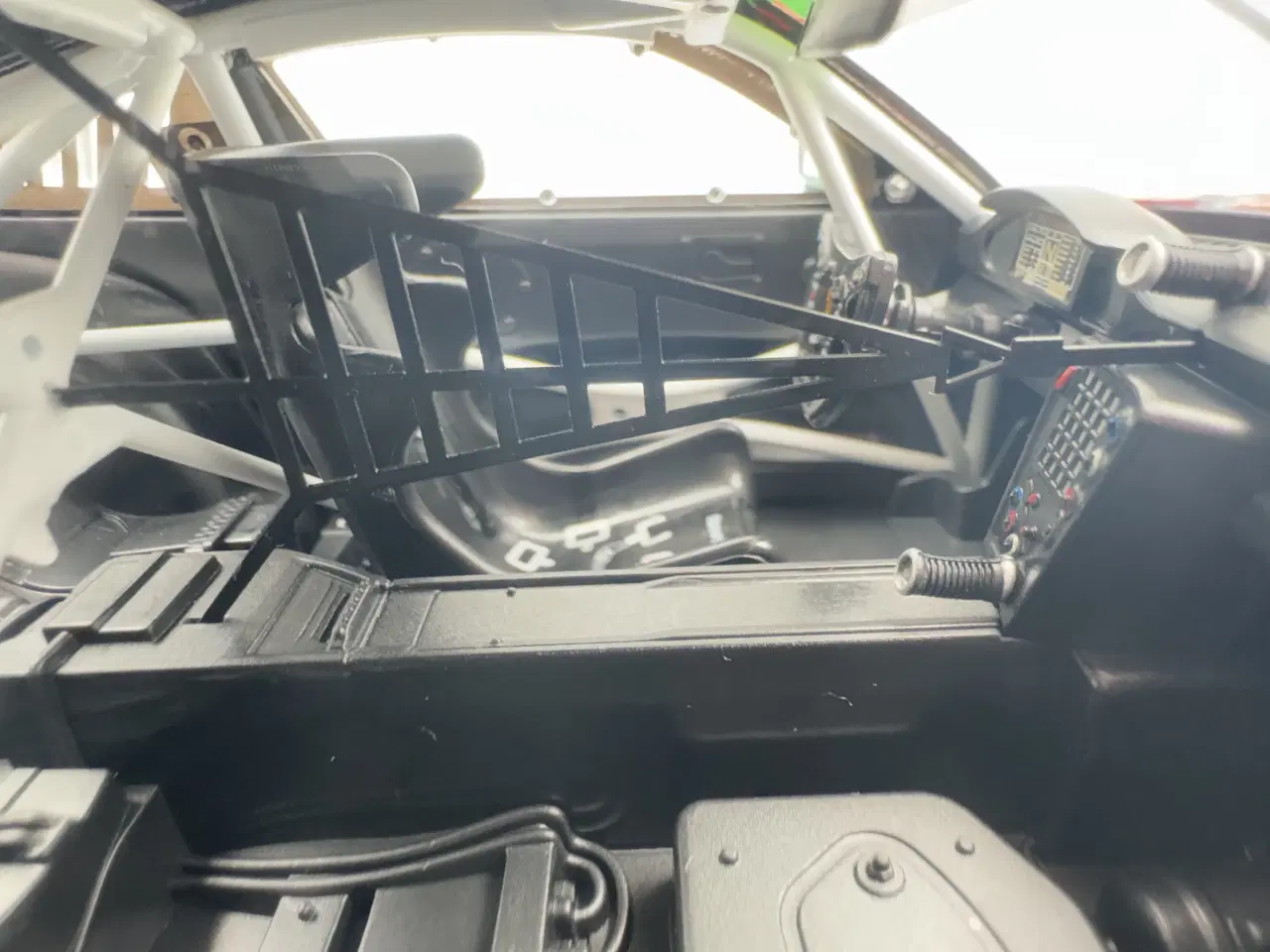 Billede 6 - 2019 Porsche 911 GT3 R #9 24h Daytona - 1:18 