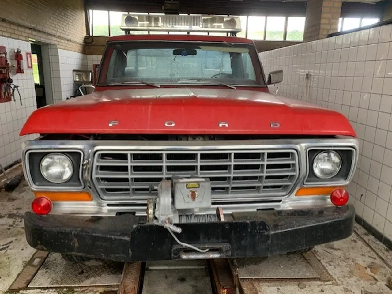 Billede 1 - Original firetruck - Ford F250 Custom