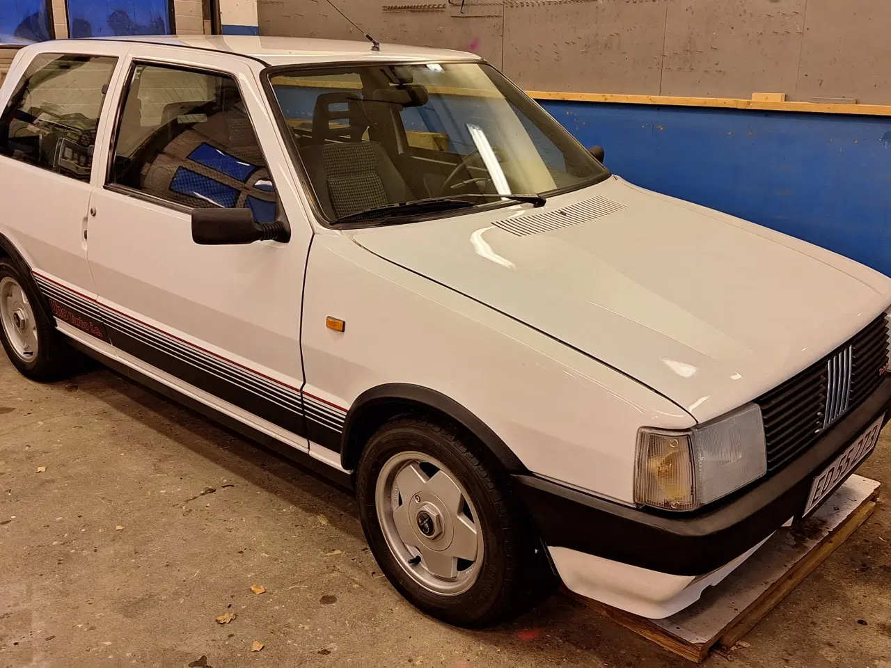 Billede 11 - Fiat Uno Turbo (replica), Rustfri nysynet veteran