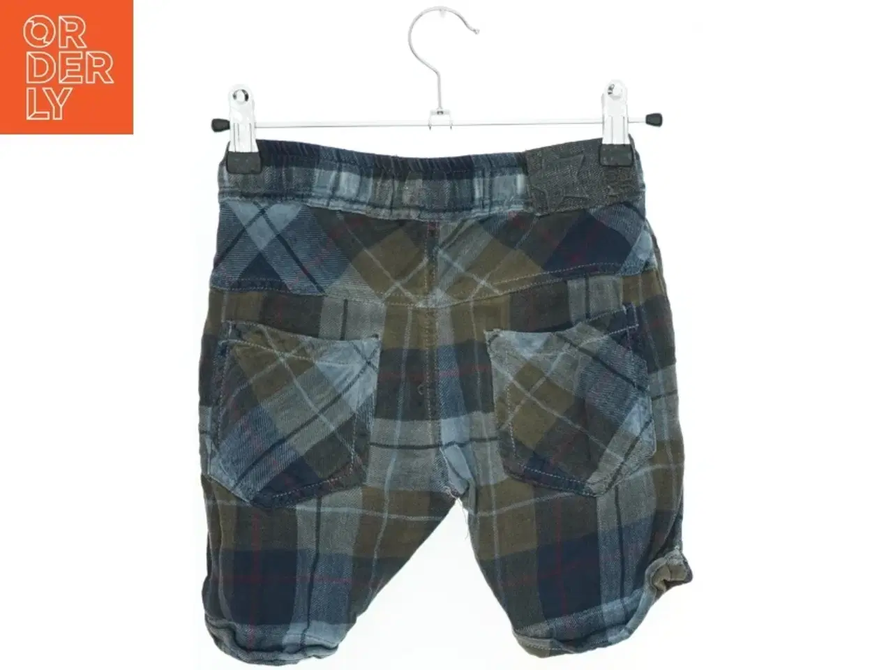 Billede 2 - Ternede shorts fra Molo (str. 110)