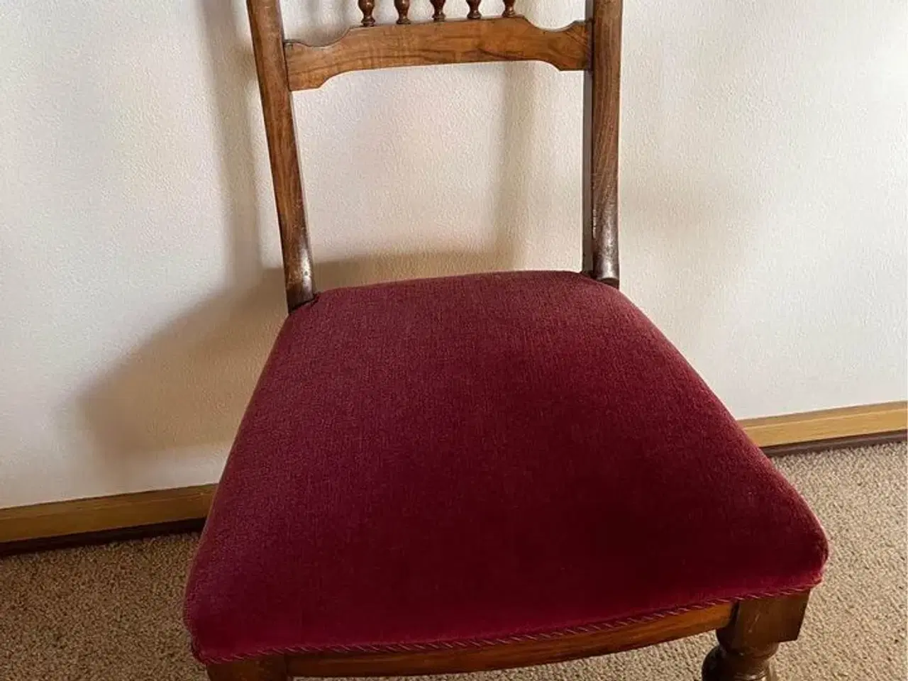 Billede 3 - Antik ovalt bord med stole