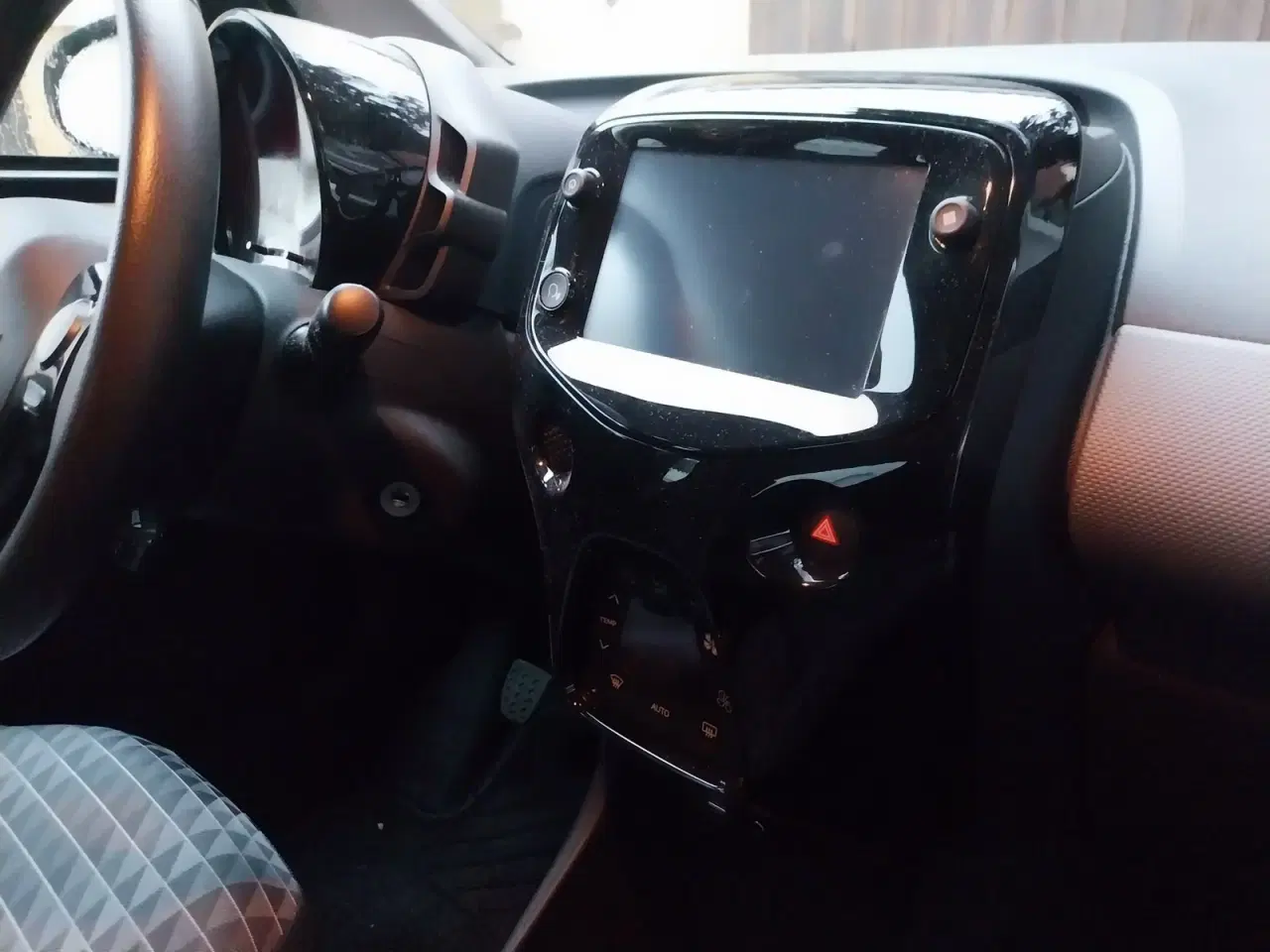 Billede 8 - Peugeot 108 1,0 e-VTi 72 Special