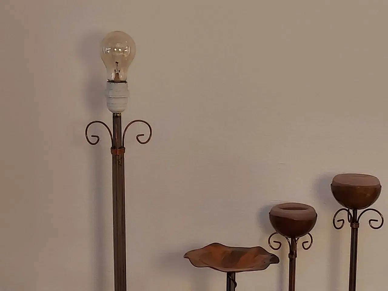 Billede 1 - Lampe,  opsats og 2 lysestager 