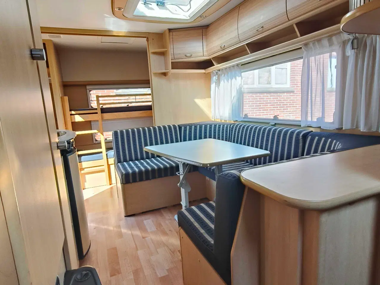 Billede 5 - Dethleffs campingvogn 560fmk