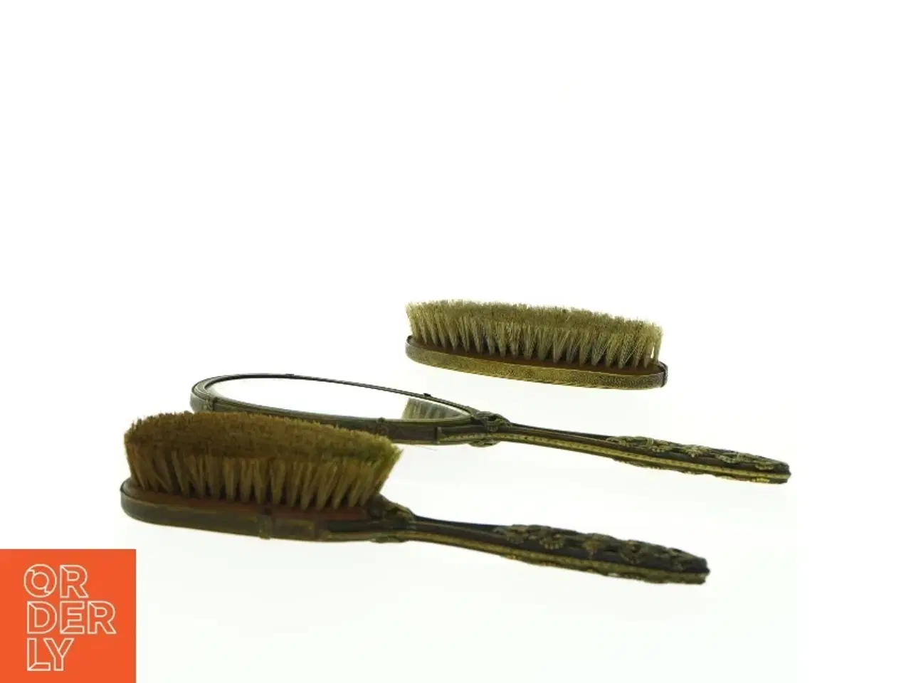 Billede 3 - Antikke børster og spejl sæt (str. 28 x, 11 cm og 24 x 7 cm og 14 x 6 cm)