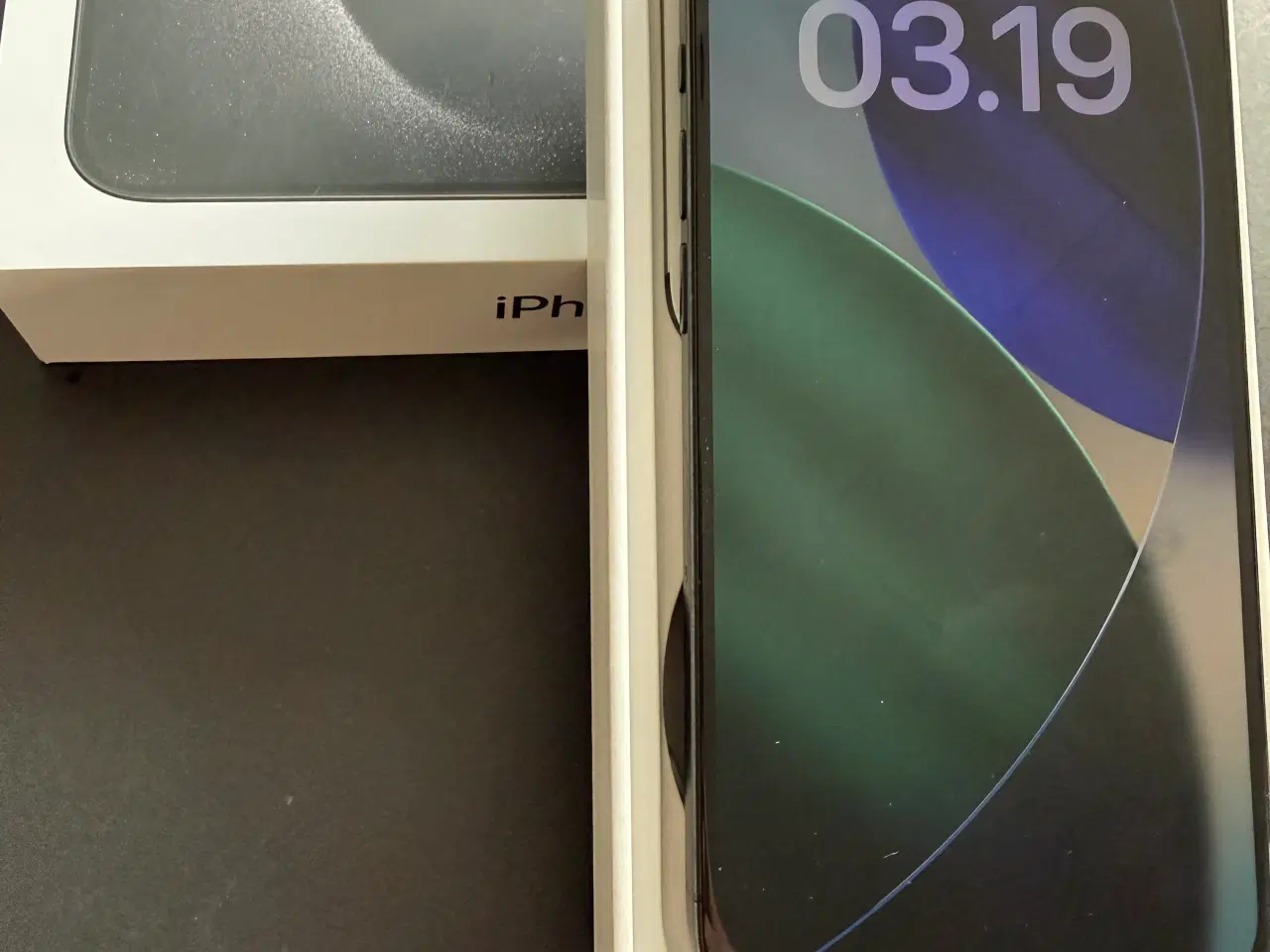 Billede 2 - iPhone 15 Pro Black Titanium (512GB)