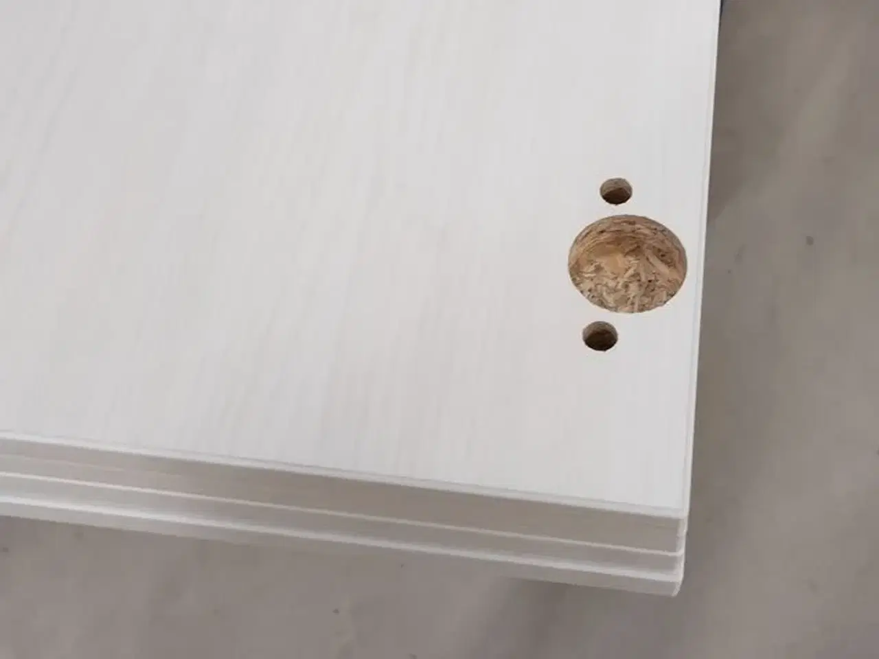 Billede 3 - 4 stk. usamlet højskabe H: 195,2 x B: 50 x D: 34,0 med låge og 16 hylder