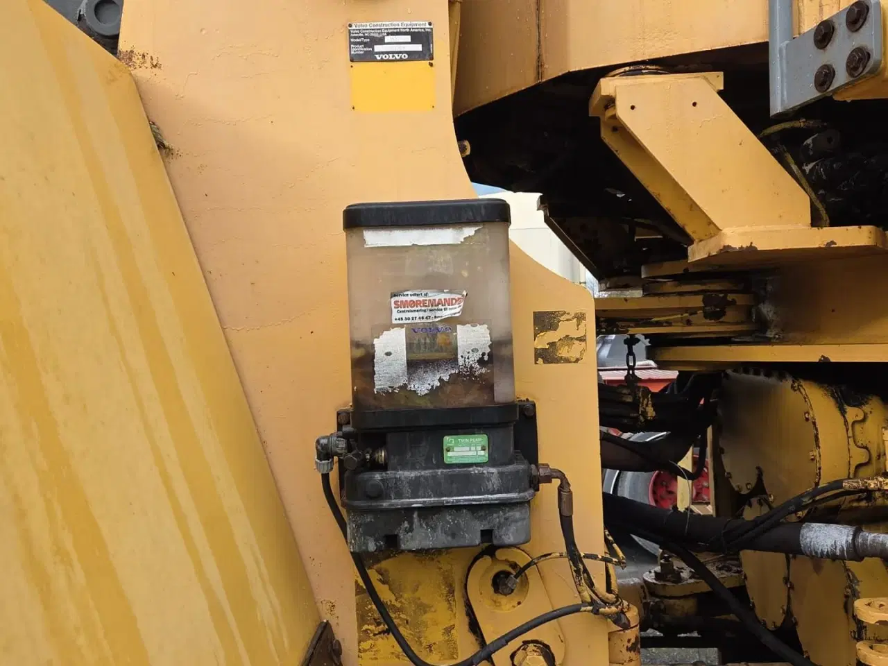 Billede 6 - Volvo L330D Stor ged med 16L motor med 496hk, skovl og centralsmørring.