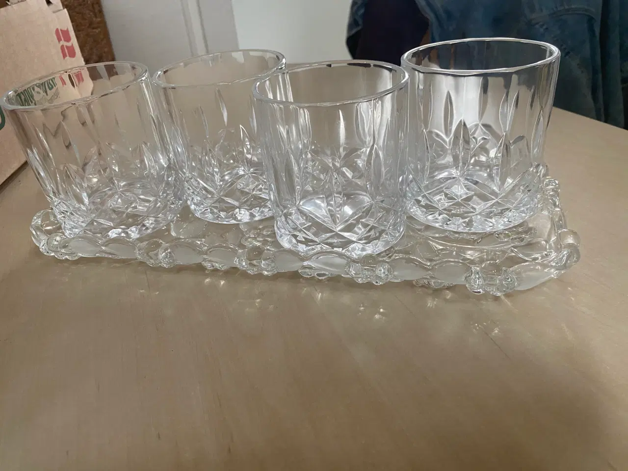 Billede 1 - Whisky glas med glas bakke