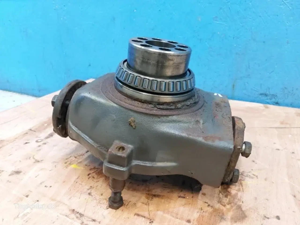 Billede 5 - New Holland LB115B Styrespindel L. 85821289