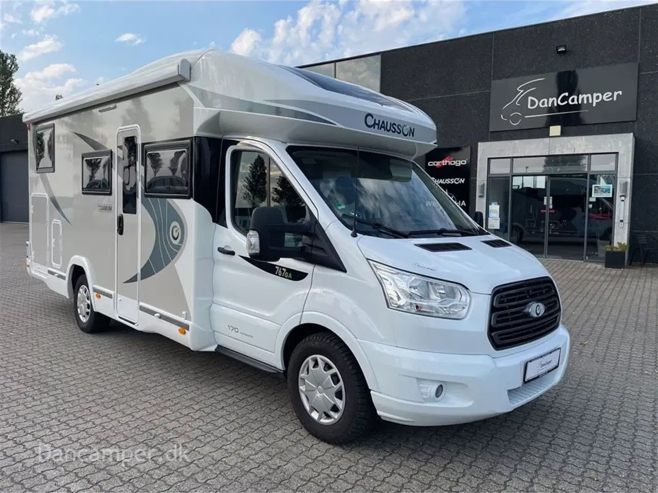 Billede 1 - 2019 - Chausson Titanium 767    Enkeltsenge, lounge-indretning, 170Hk Ford, AUT - Lihium Super B bodelsbatteri, Solceller, Michelin helårsdæk.