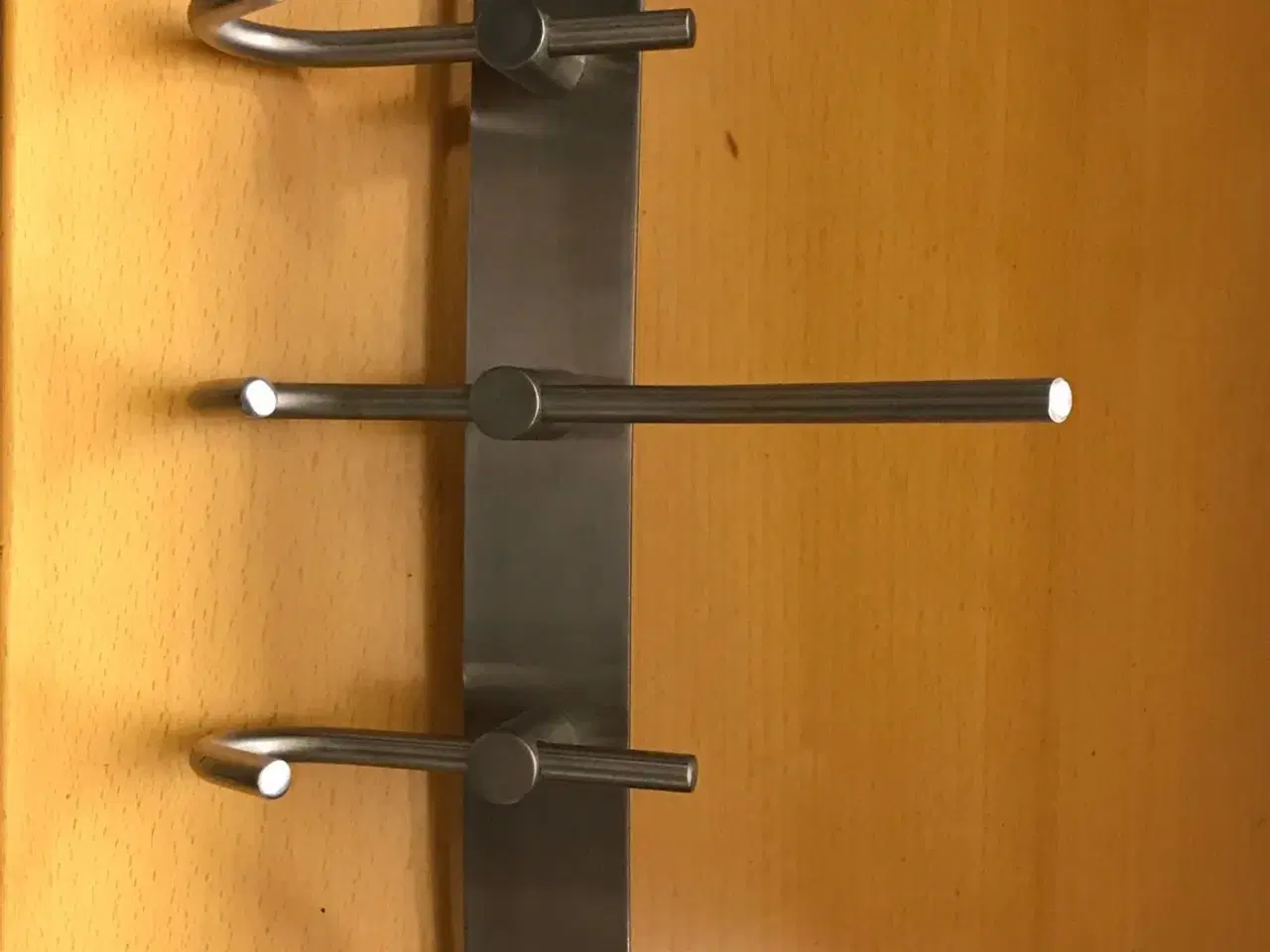 Billede 1 - Stål knagerække