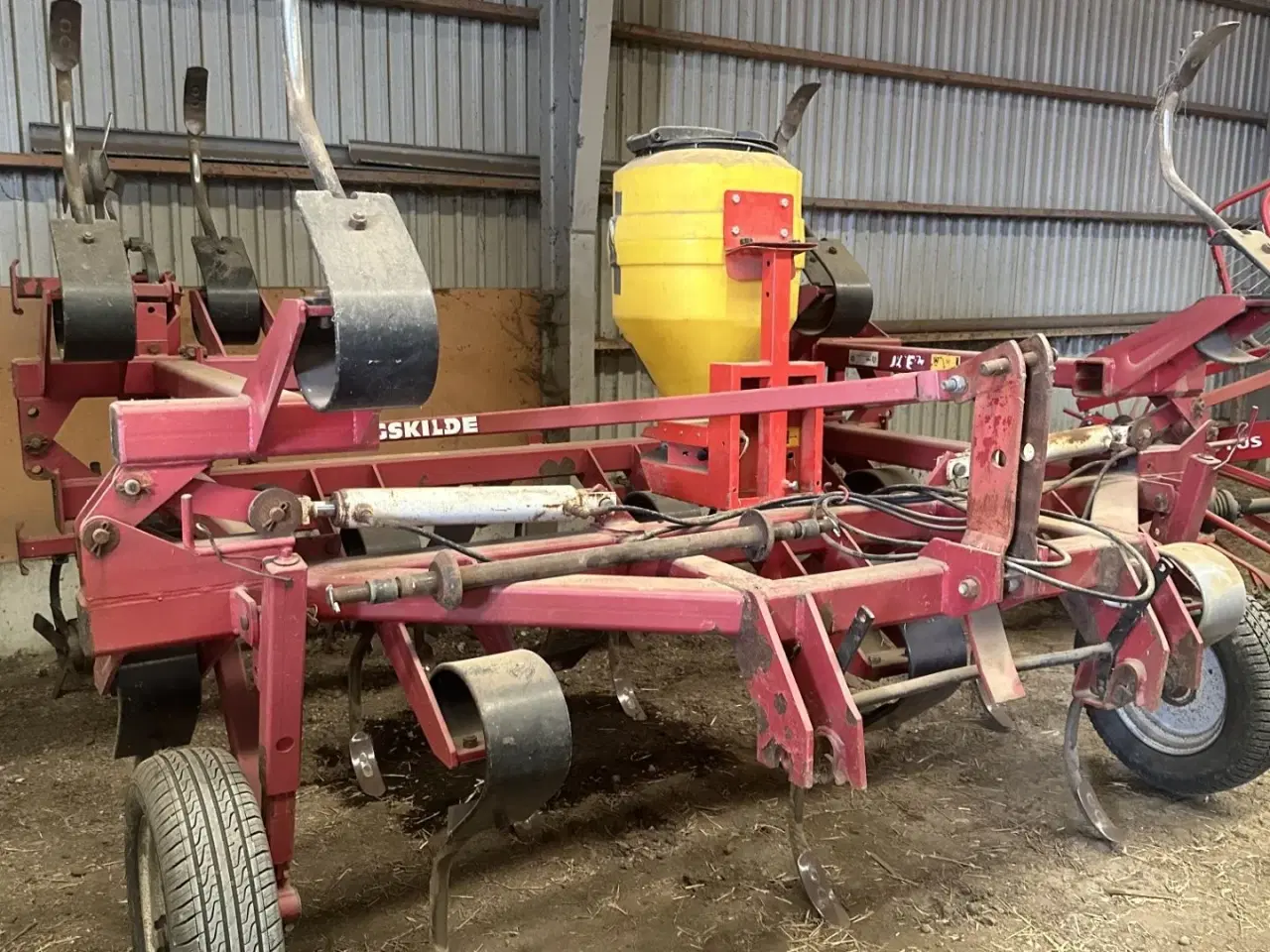 Billede 1 - Kongskilde Vibroflex 4300 19 tands med el frøspreder.