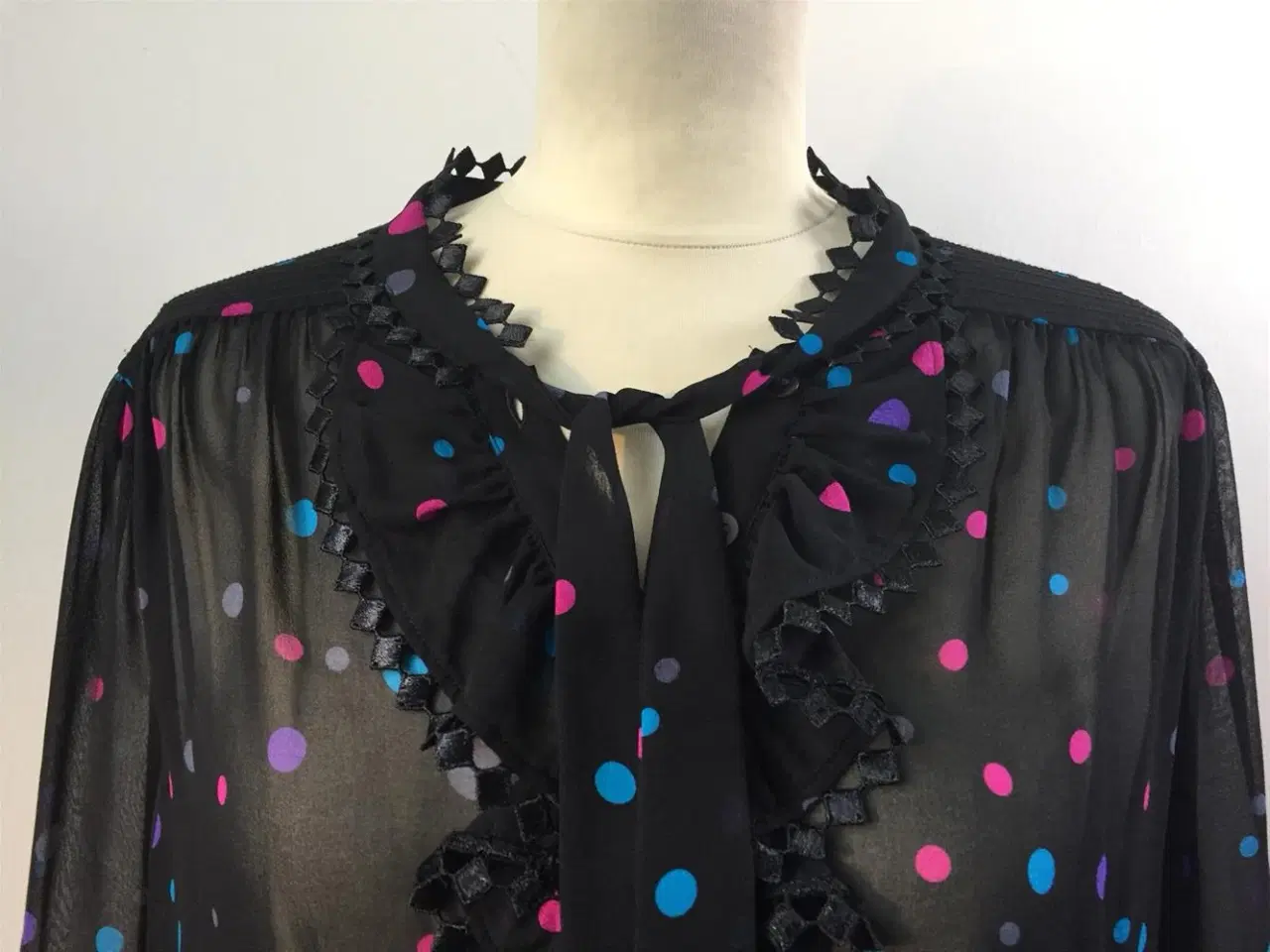 Billede 2 - Jaeger, silkebluse, str 44