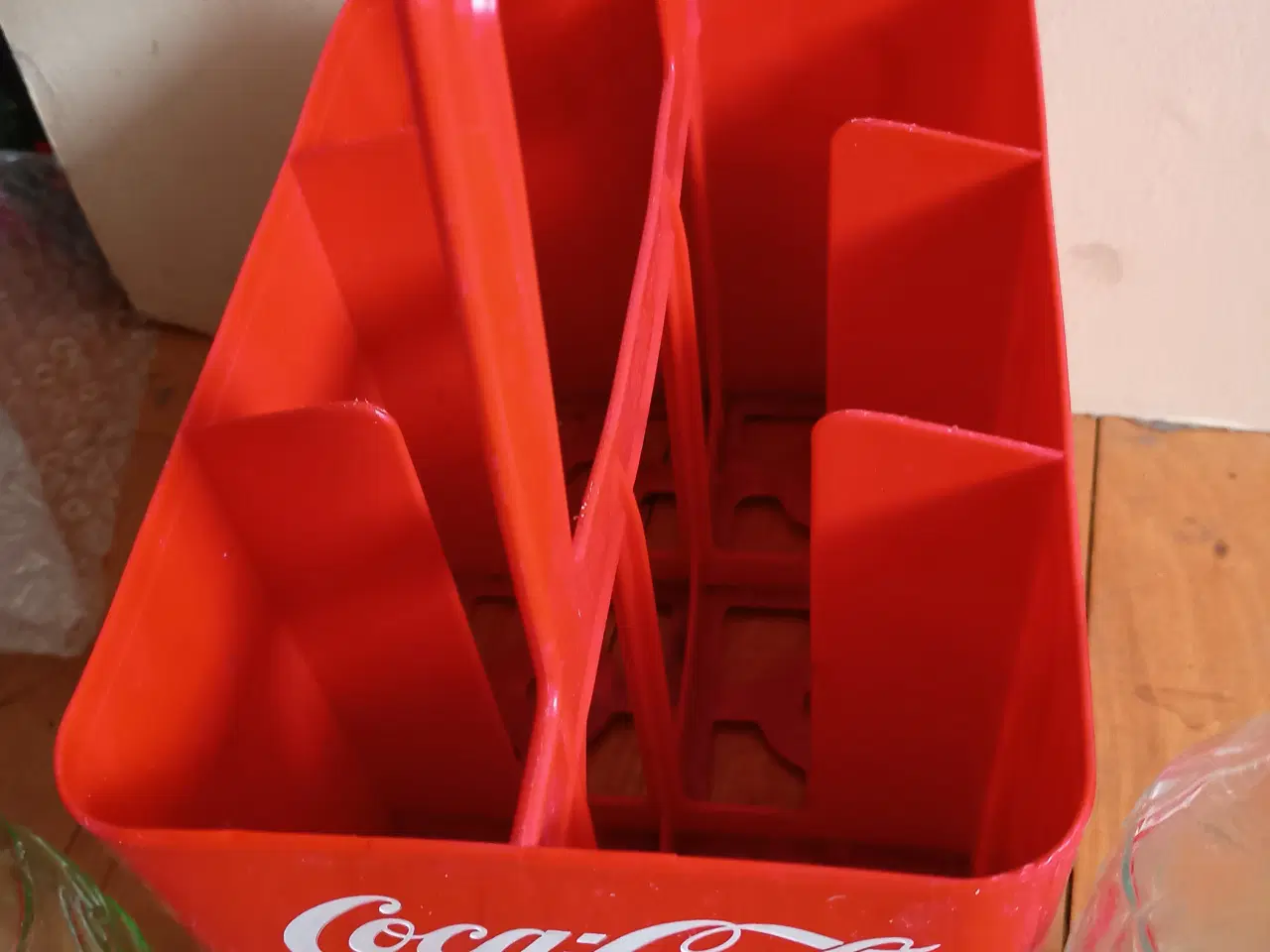 Billede 4 - Coca Cola ældre plastkasse plus 2 flasker 