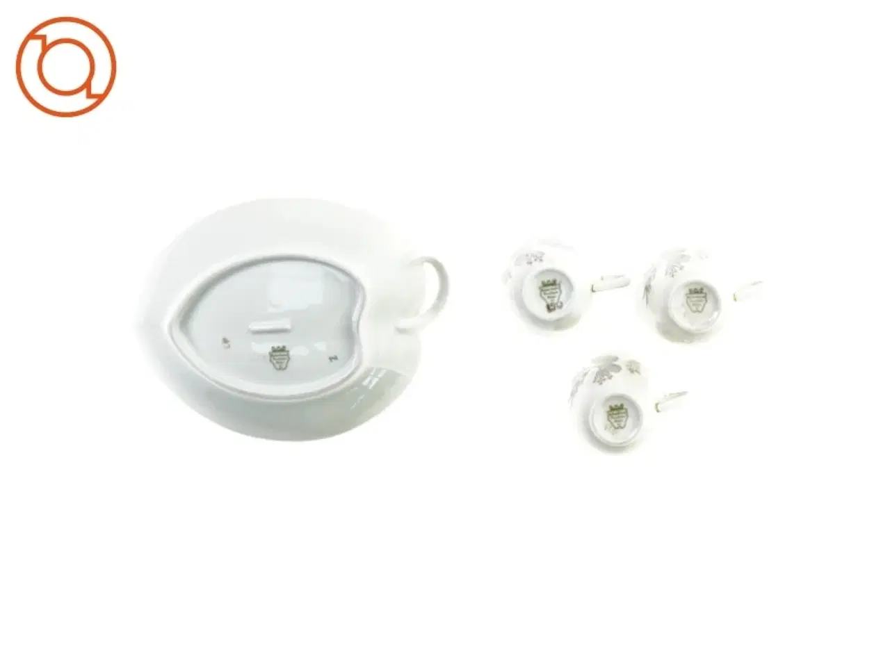 Billede 2 - Fad og kaffekopper fra Kjøbenhavns Porcellains Maleri (str. Fad 25 x 18 x 4 cm t kop 8 x 6 cm)