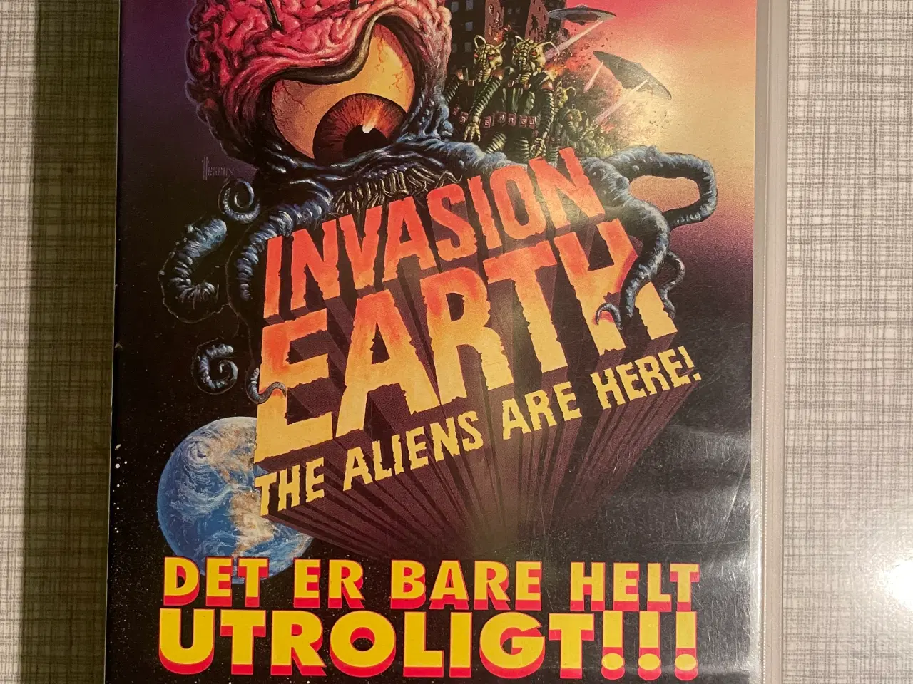 Billede 1 - Invasion Earth, The Aliens Are Here! VHS, 1988