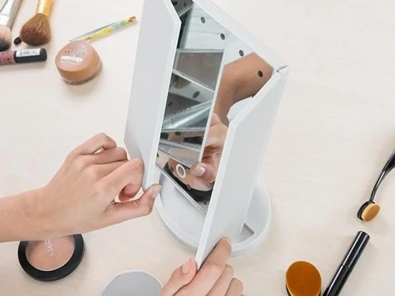 Billede 5 - Makeup-Spejl med LED 4-in-1 Ledflect InnovaGoods