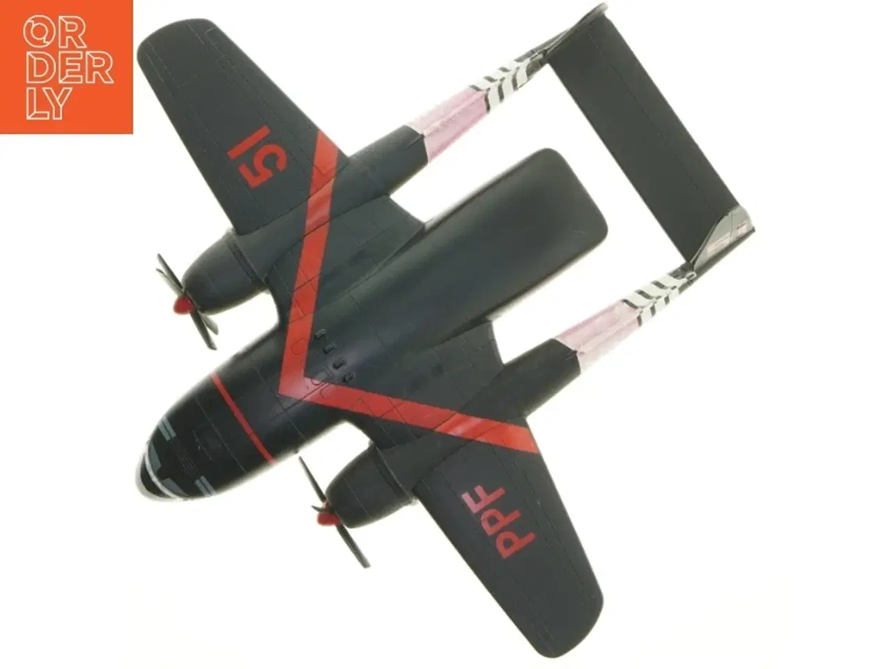Billede 8 - Stort modelfly fra Planes / Flyvemaskiner (str. 46 x 43 cm)