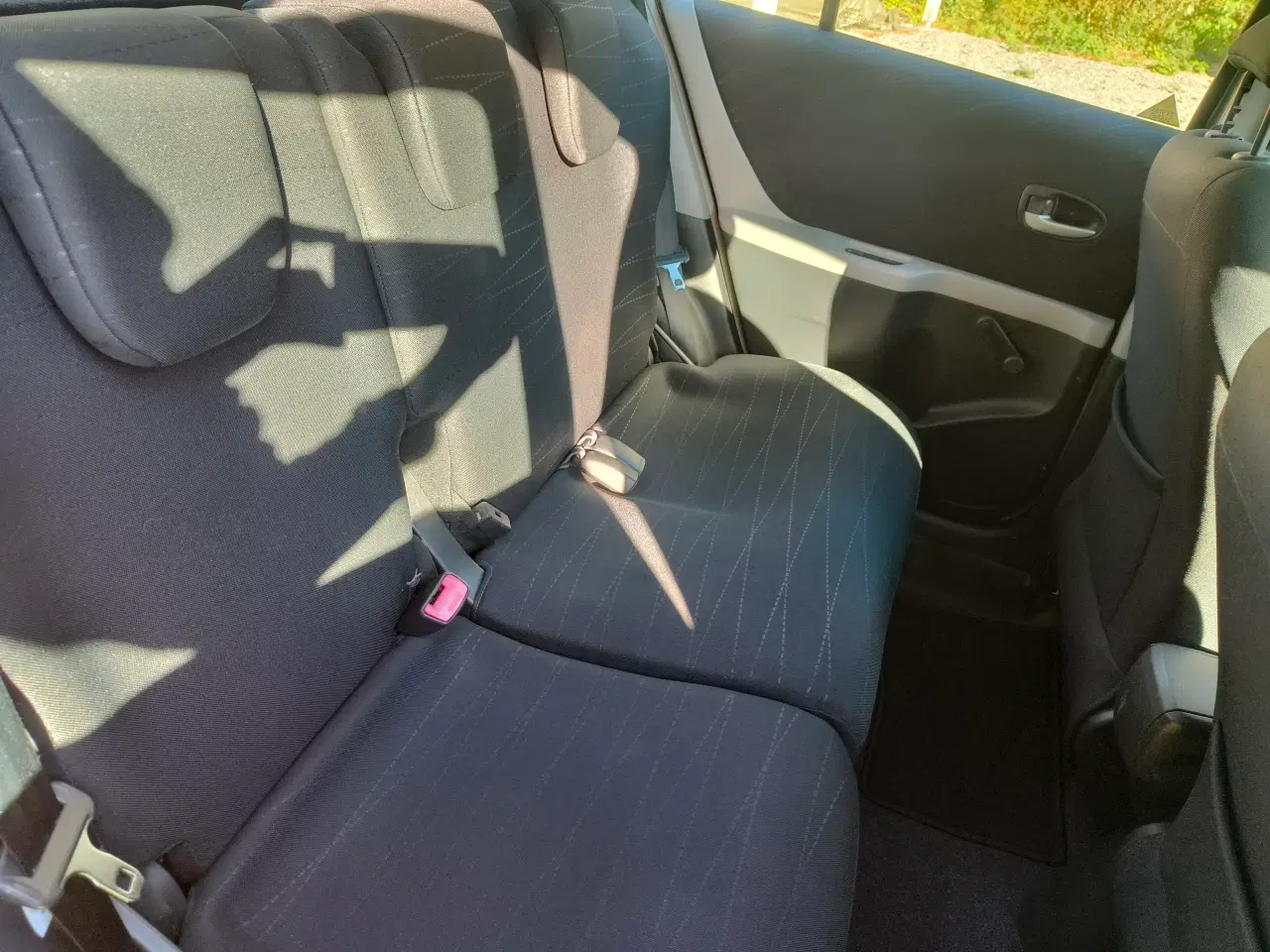 Billede 5 - Toyota Yaris 1,3 Sol, benzin