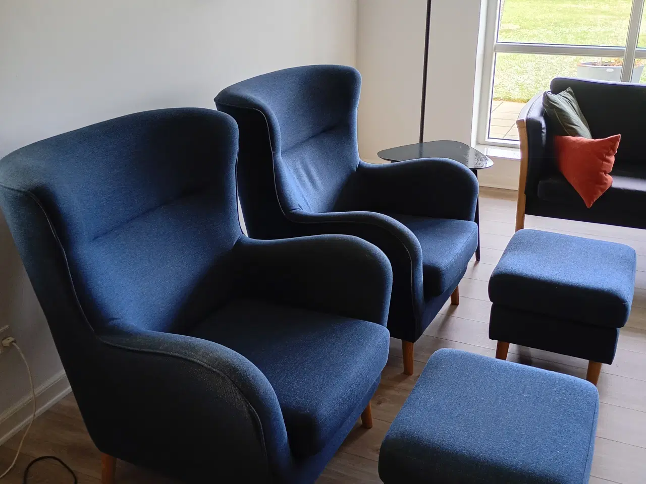 Billede 2 - Lænestol med fodskammel