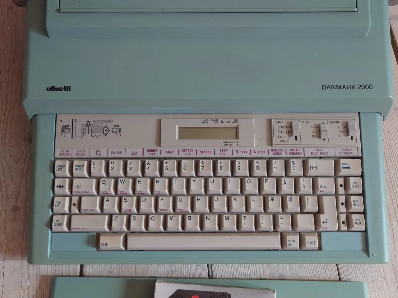 Billede 4 - Olivetti Danmark 2000 skrivemaskine 