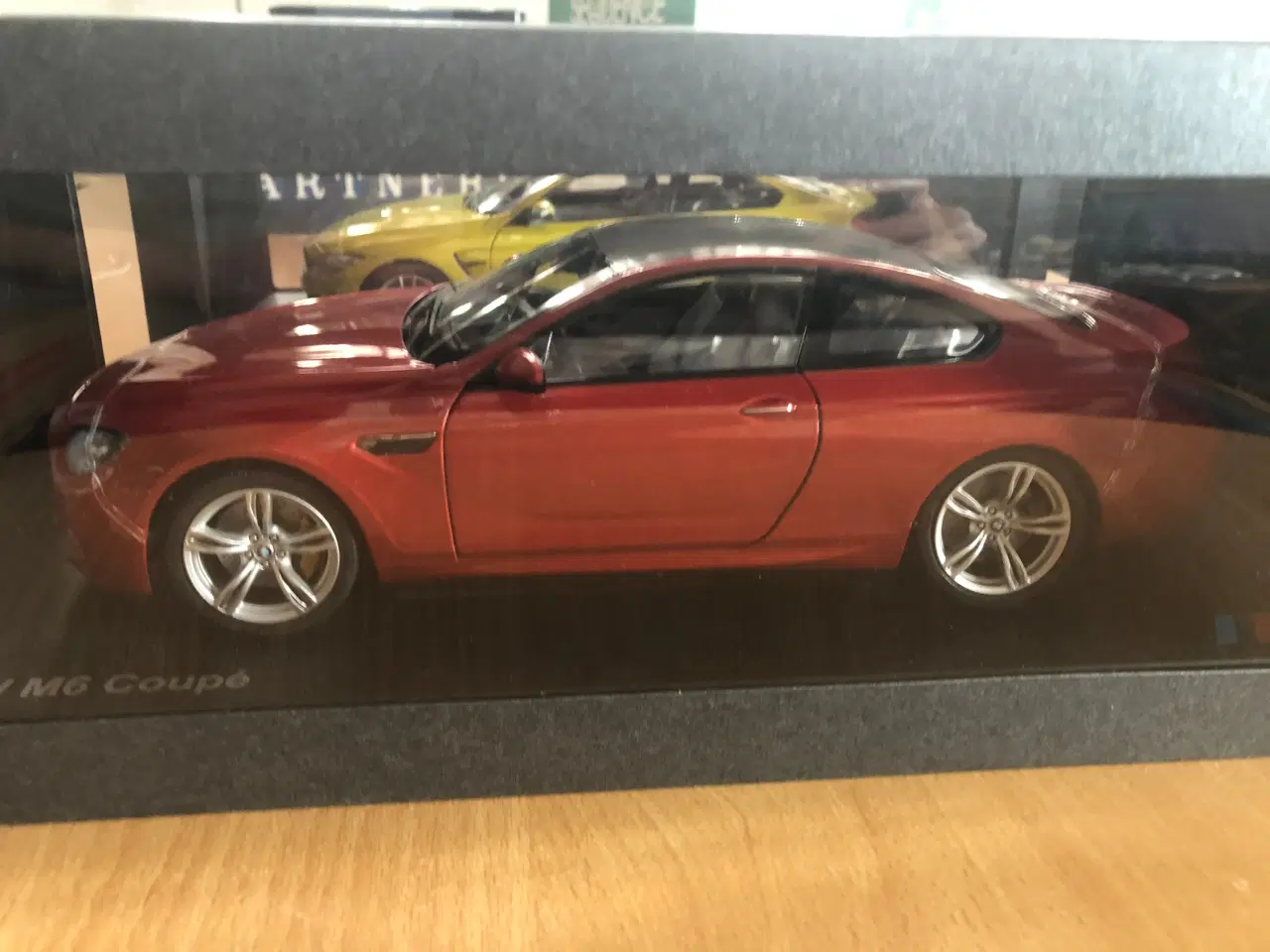 Billede 1 - 1:18 BMW M6