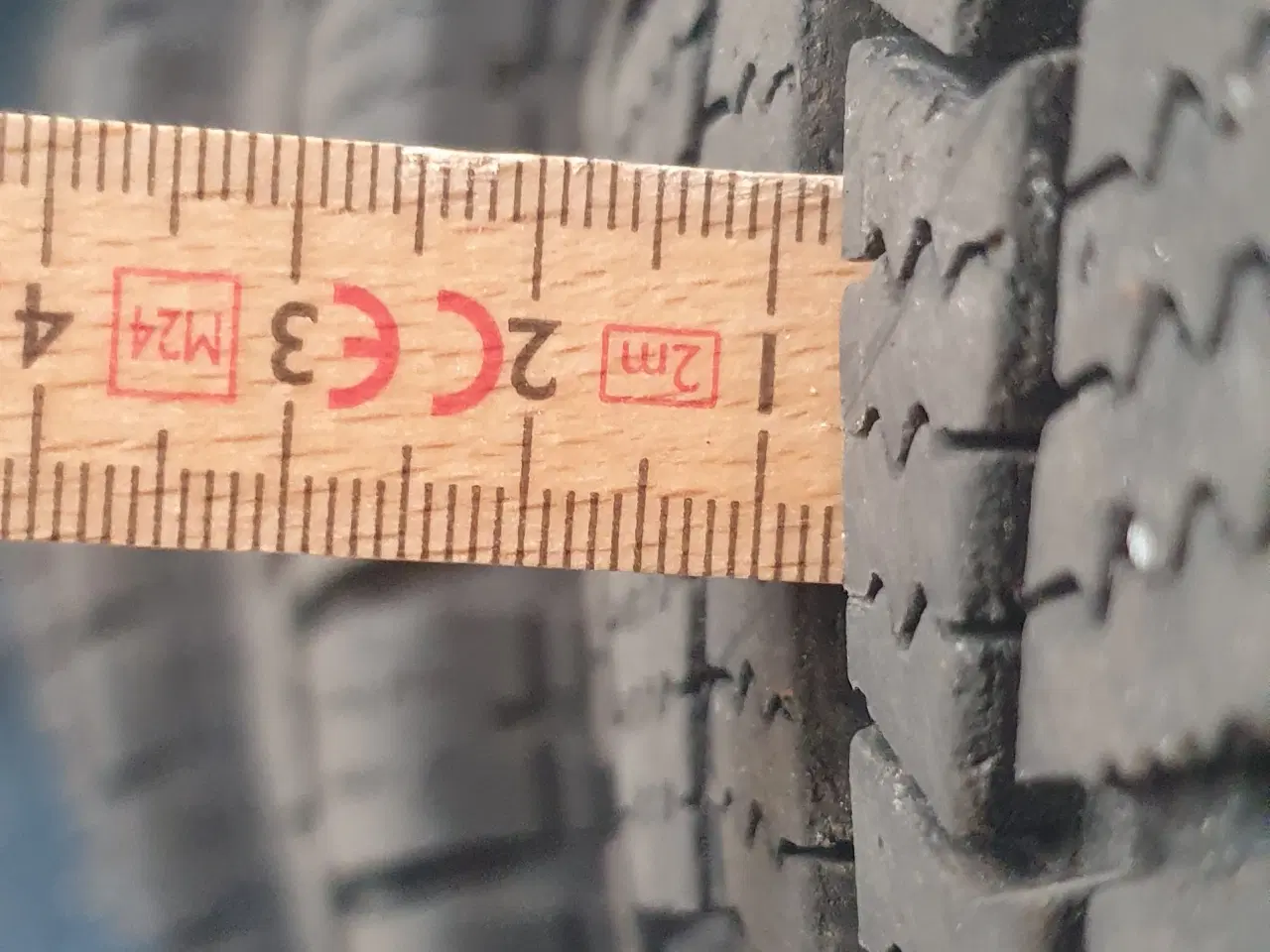 Billede 2 - Vinterdæk til varevogn/camper