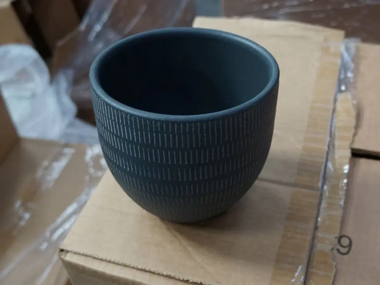 Billede 4 - Palle med diverse potter