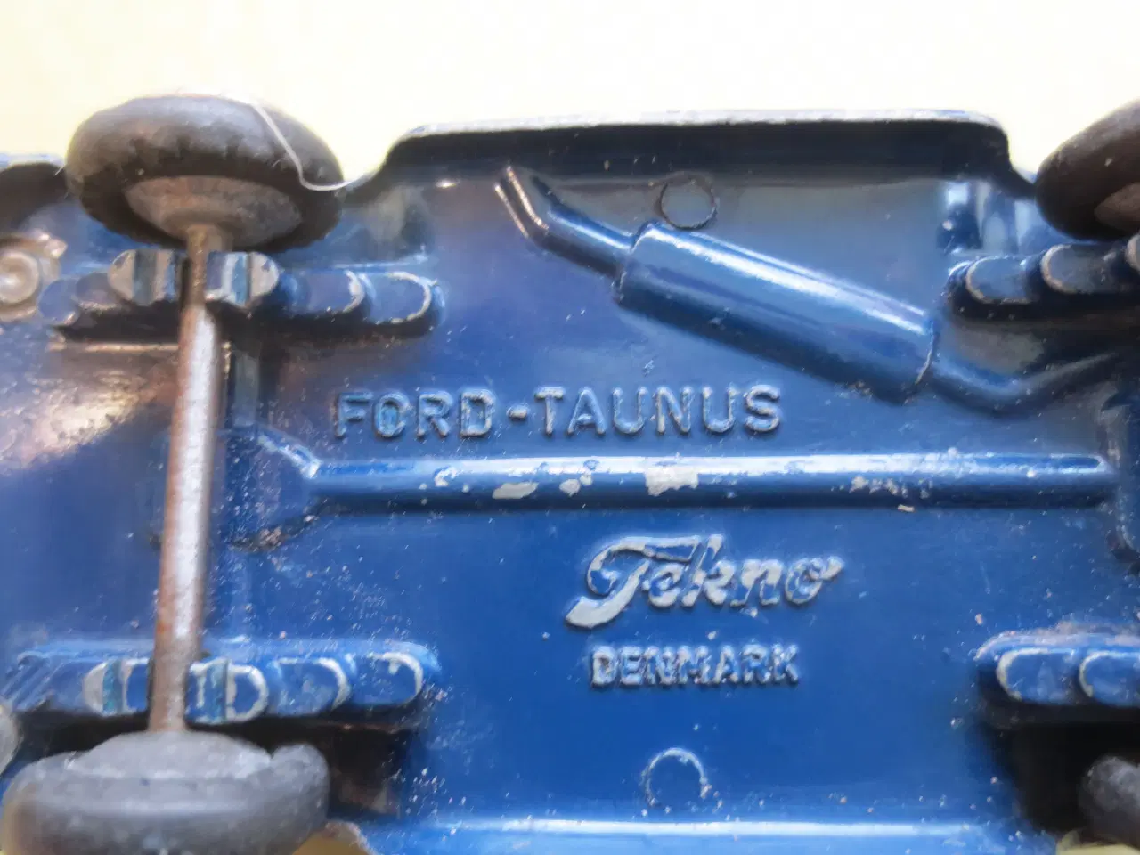 Billede 5 - 1 stk Tekno Denmark Ford Taunus Modelbil