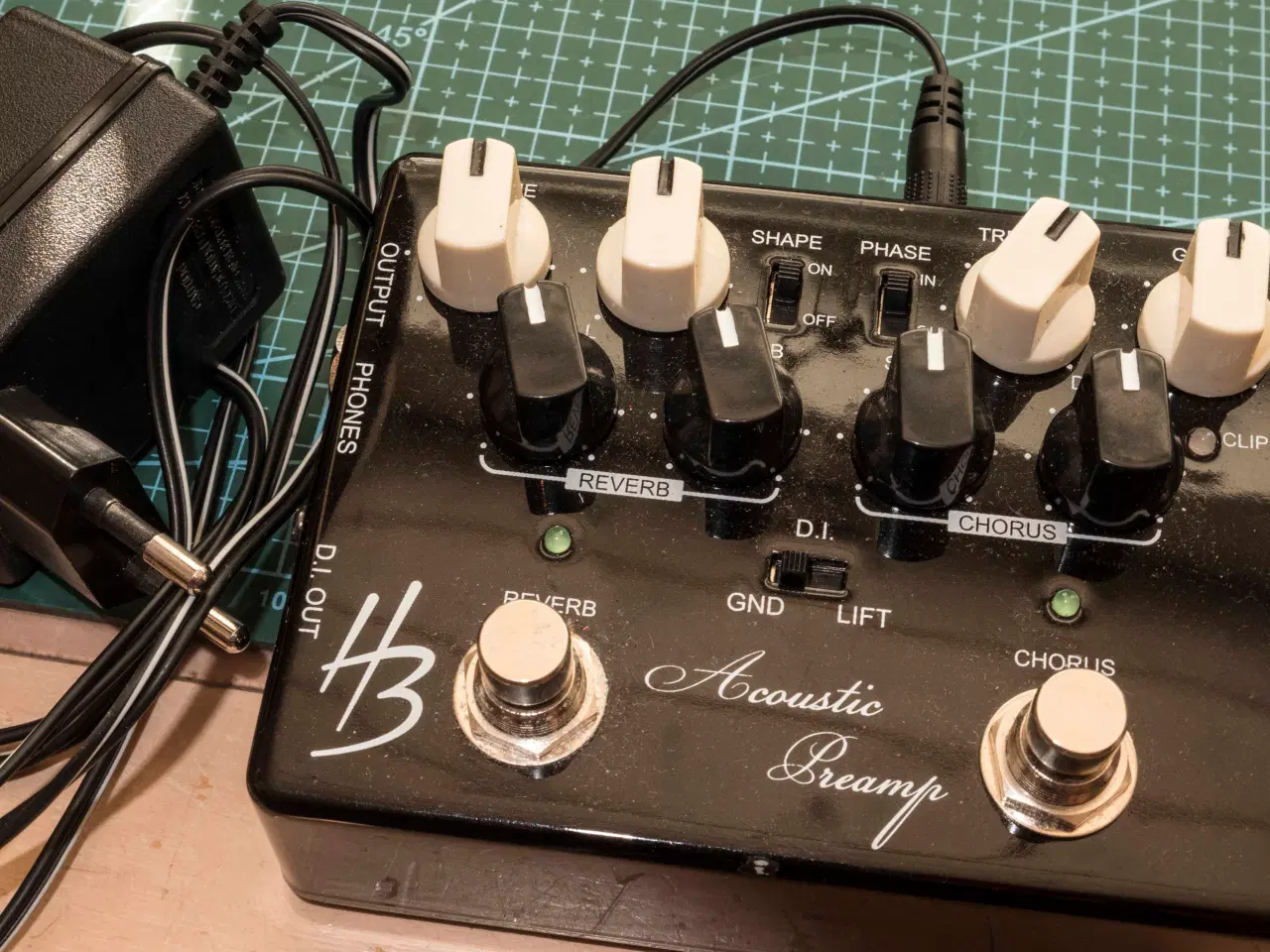 Billede 2 - Harley Benton Acoustic Preamp m. strømadaptor. 