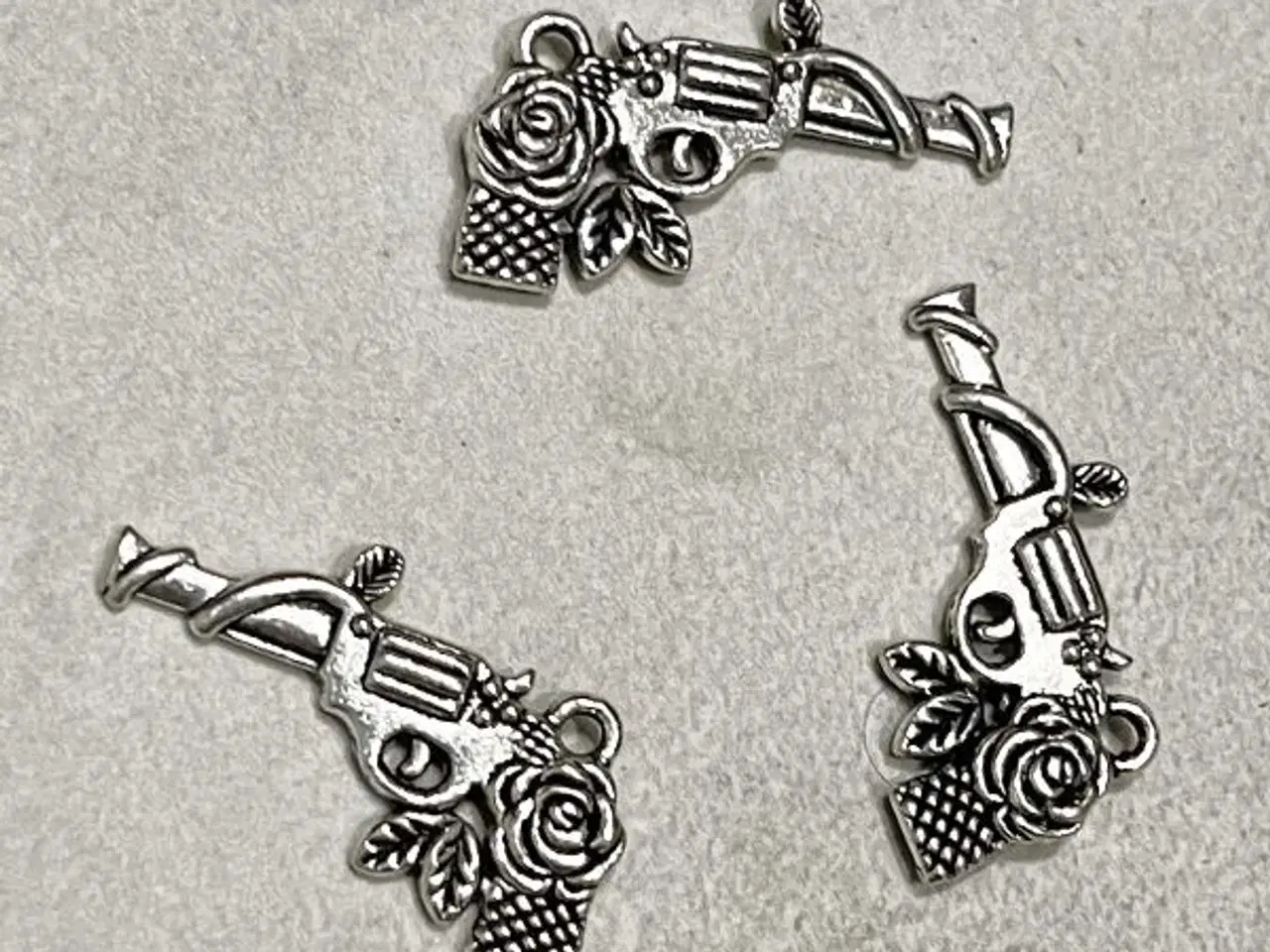 Billede 1 - Charms - Guns 'n Roses