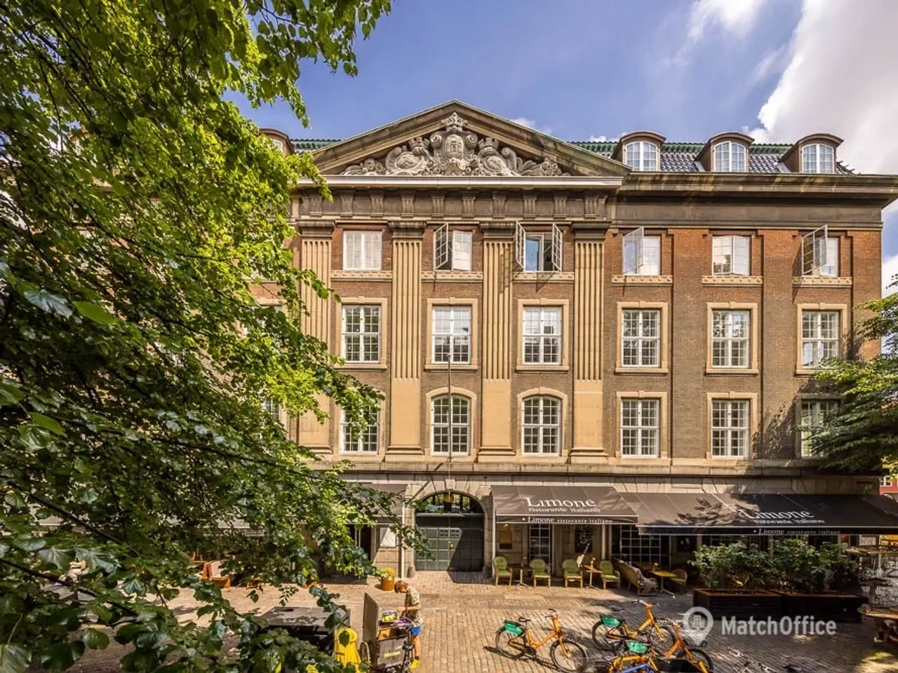 Billede 2 - 453 m² kontorlejemål i smuk ejendom ved Gråbrødre Torv