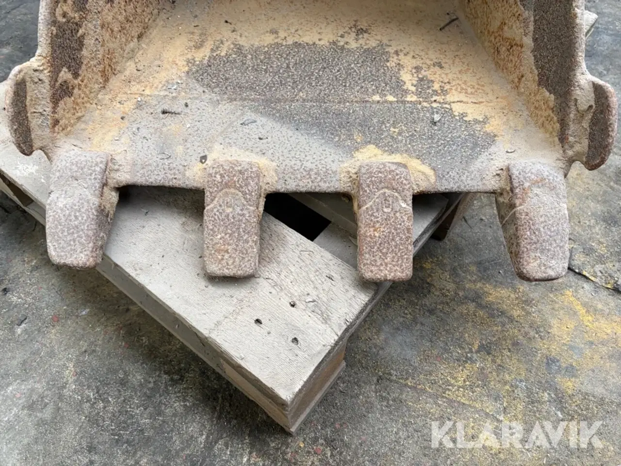 Billede 7 - Graveskovl med tænder