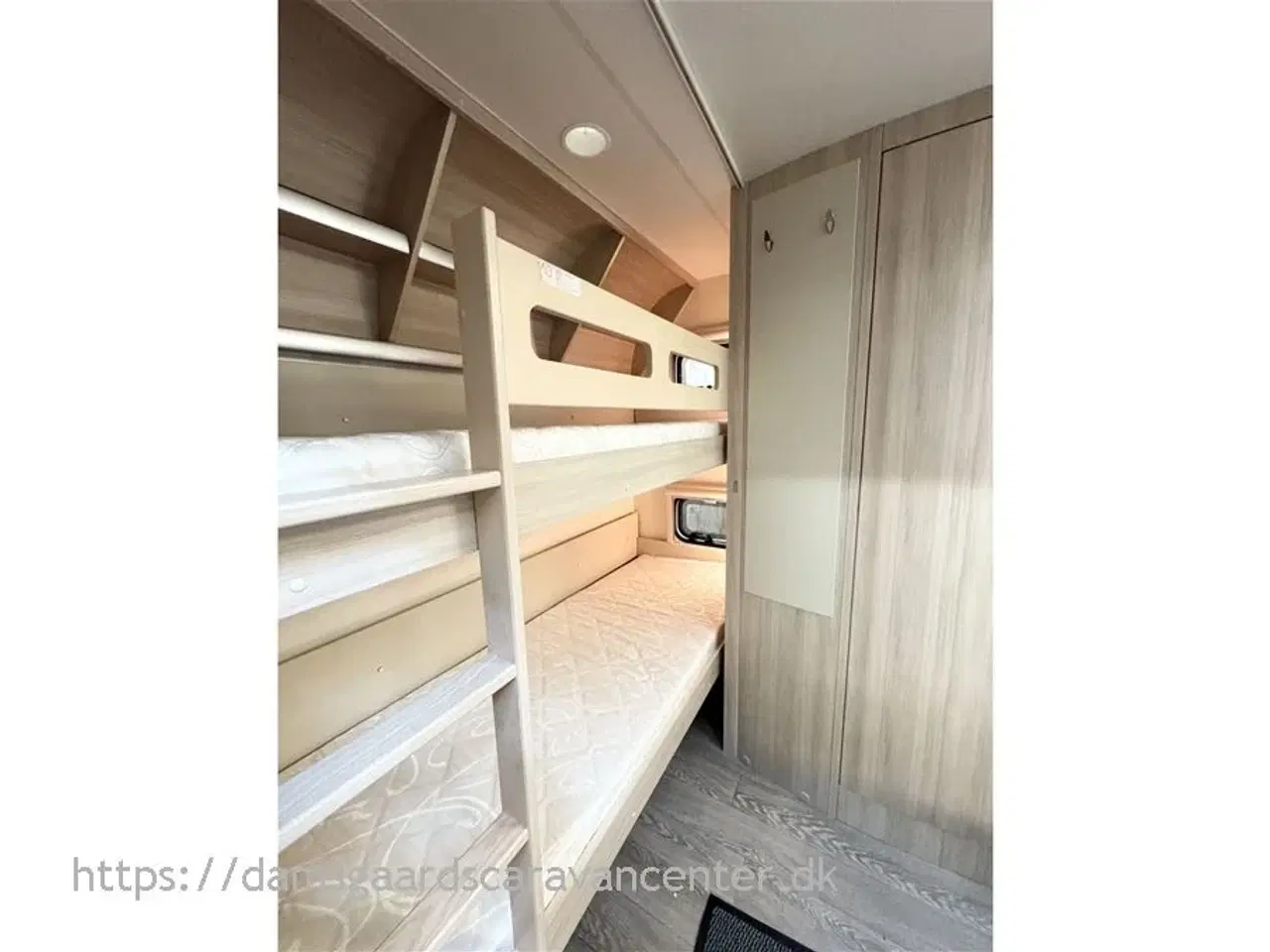 Billede 14 - 2019 - Hobby De Luxe Edition 490 KMF   Dobbeltseng-Køjer-Gulvtemp.-Mover-Telt