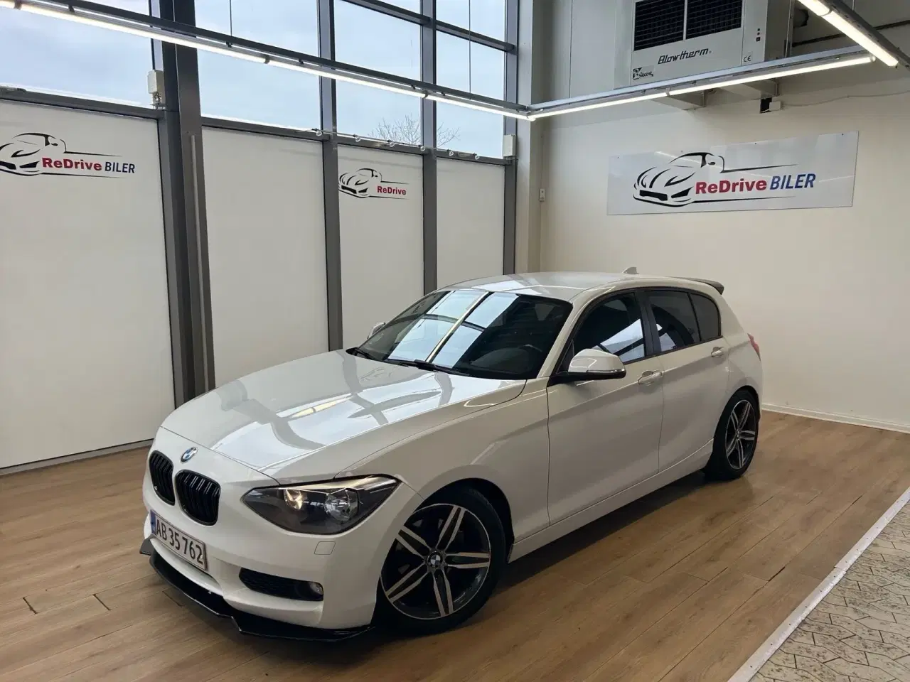 Billede 3 - BMW 116d 1,6 EfficientDyn.  Mild hybrid 116HK 5d 6g