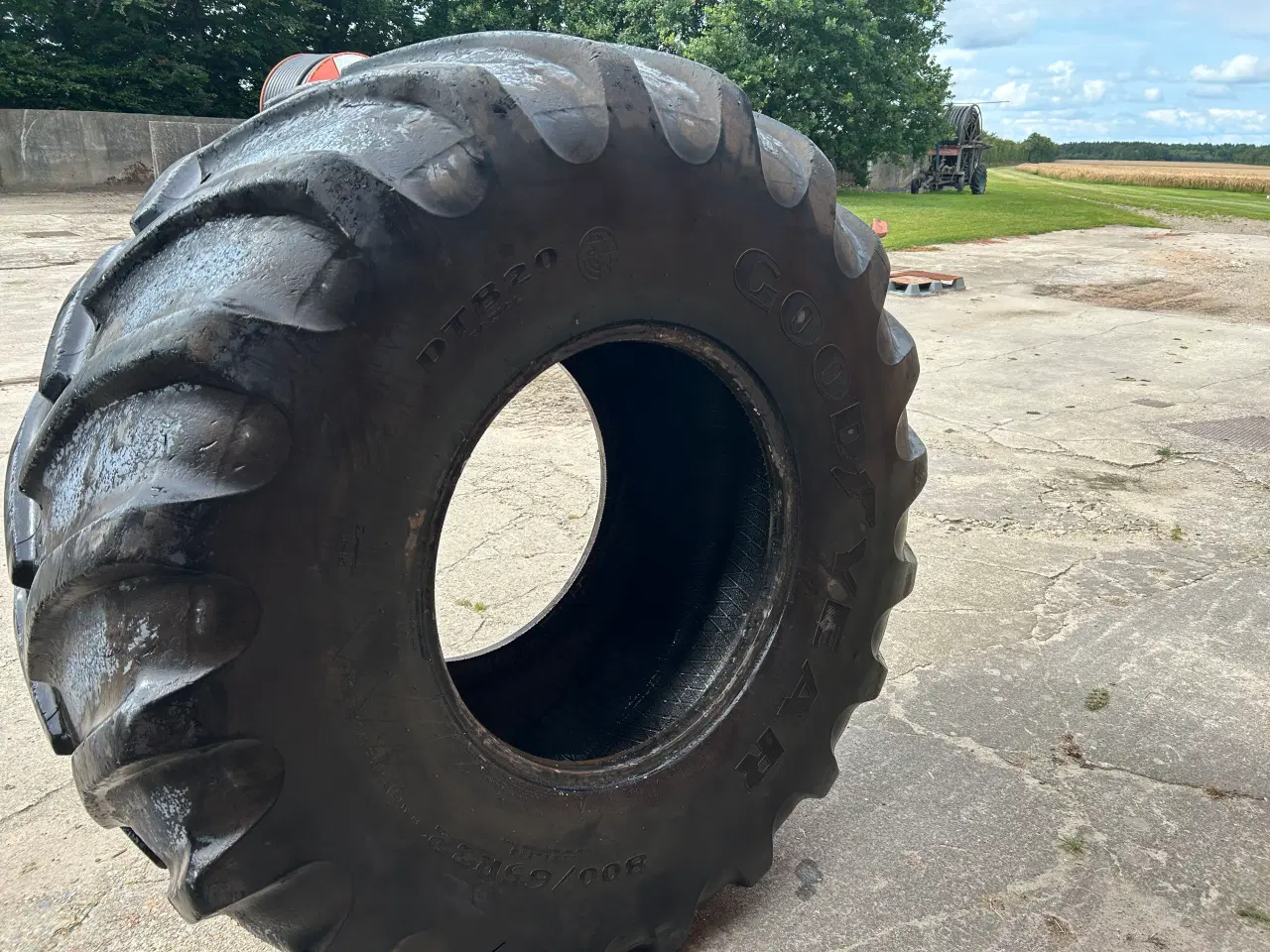 Billede 2 - Goodyear 800/65-32