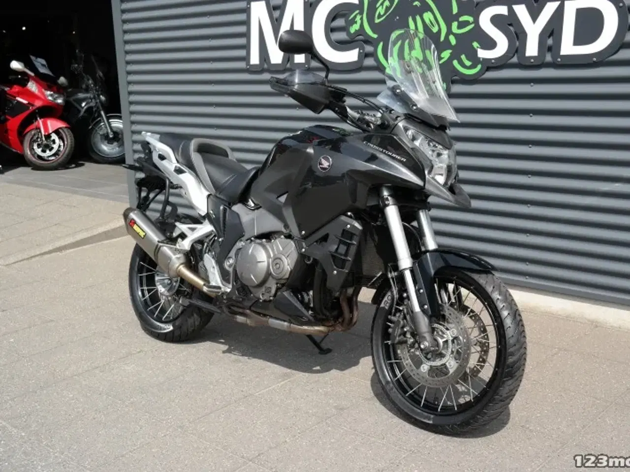 Billede 2 - Honda VFR 1200 X MC-SYD       BYTTER GERNE