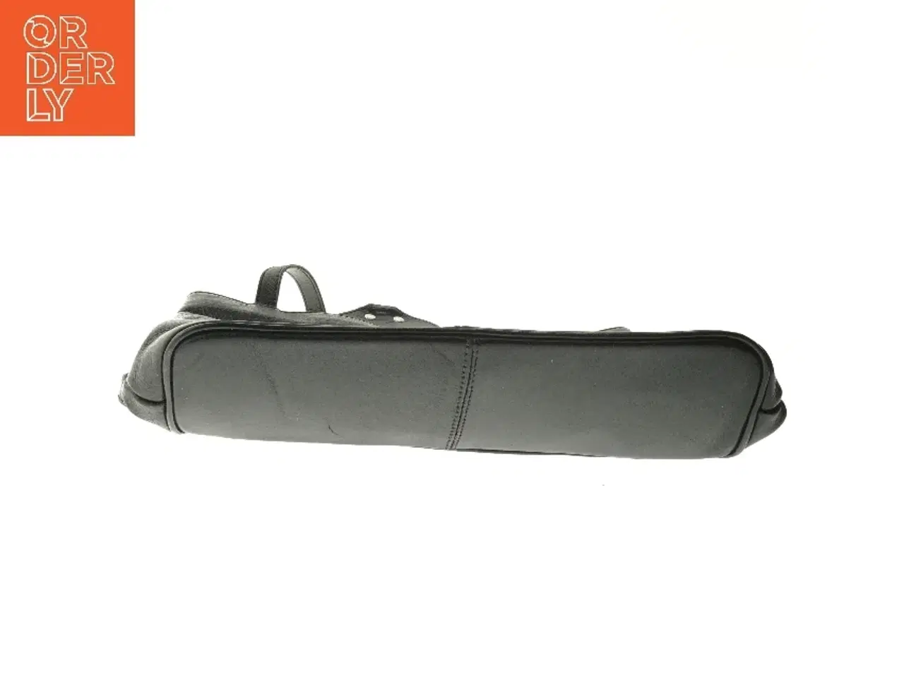 Billede 3 - Sort skuldertaske (str. 23x34x11 cm)